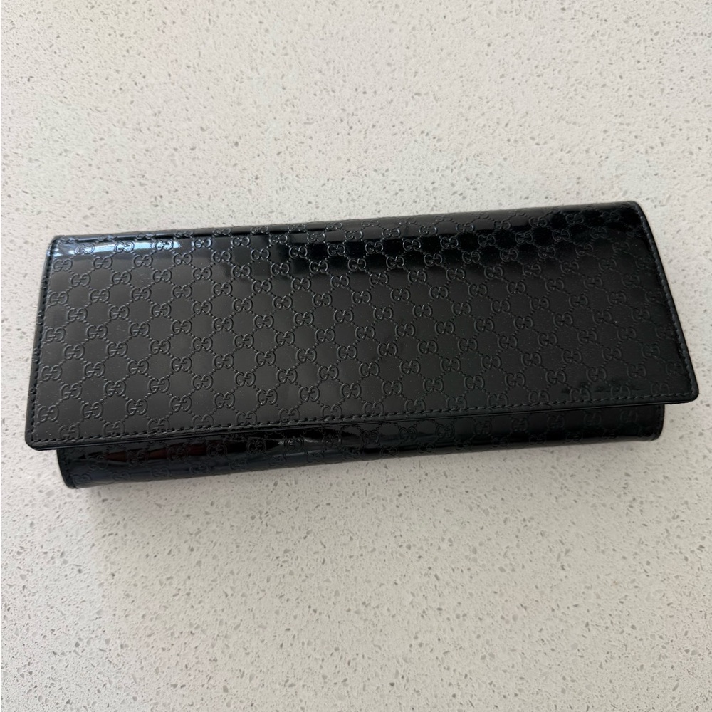 Gucci Glossy Black Patent Leather Clutch - AUTHENTIC